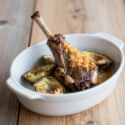 Agnello in fricassea con carciofi
