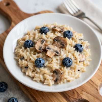 Risotto ai mirtilli e funghi porcini