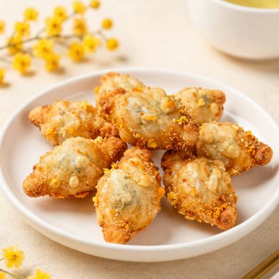 Frittelle di fiori d’acacia